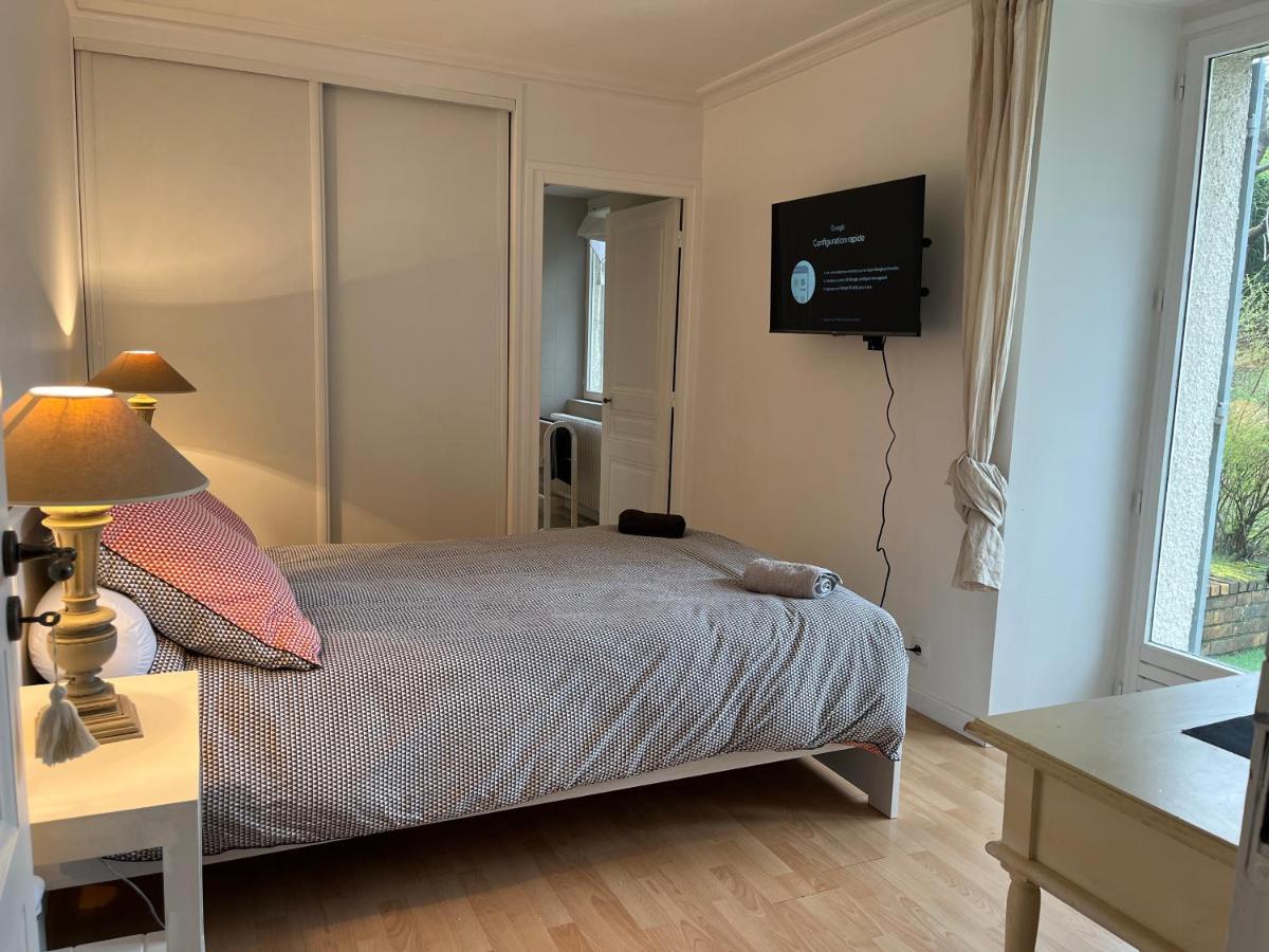 Superbe Chambre Apartment Vauhallan Bagian luar foto