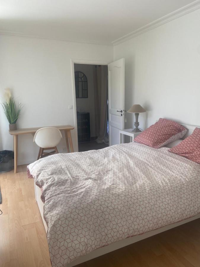 Superbe Chambre Apartment Vauhallan Bagian luar foto